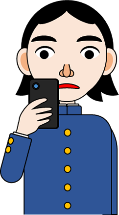 スマホを見る男の子のイラスト画像